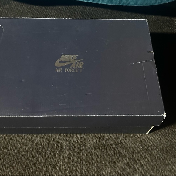 Air Force 1 size 11 Beautiful!!! - Picture 10 of 11